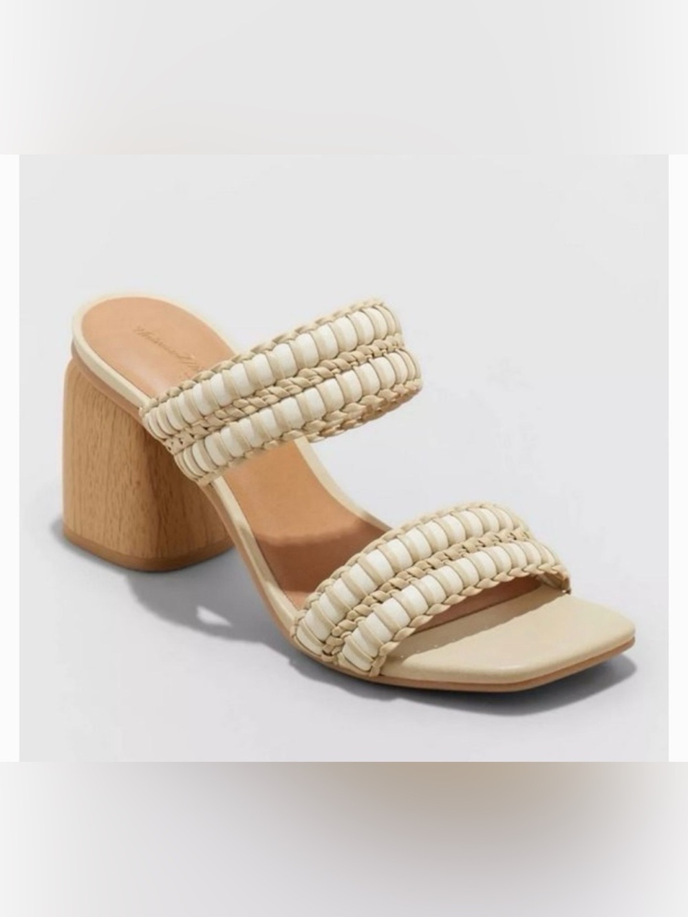 NWT Universal Thread Cream Nikola Heeled Sandals - Size 9.5